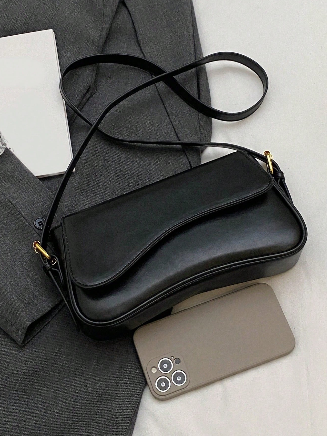 Bolsa de Ombro Pequena Bruna